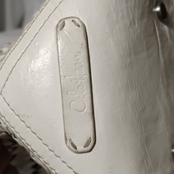 SALE! Cole Haan Genevieve Woven Leather Triangle Shoulder Bag (#36) - Picture 7 of 13